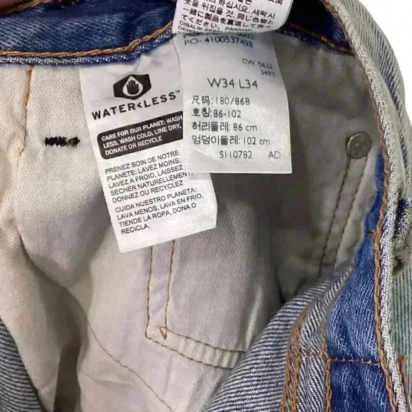 Levi's 550 '92 0002 Stained Distressed 34X34 Relaxed Taper Leg Light Jeans NWT - Picture 11 of 12